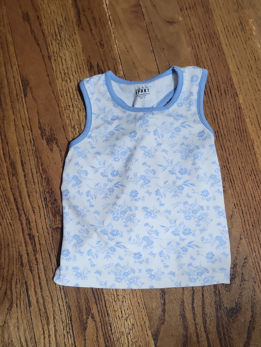 Nicole Miller Sz 4T Sport White Tank with Light Blue Floral Print